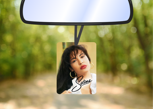 Selena felt freshie