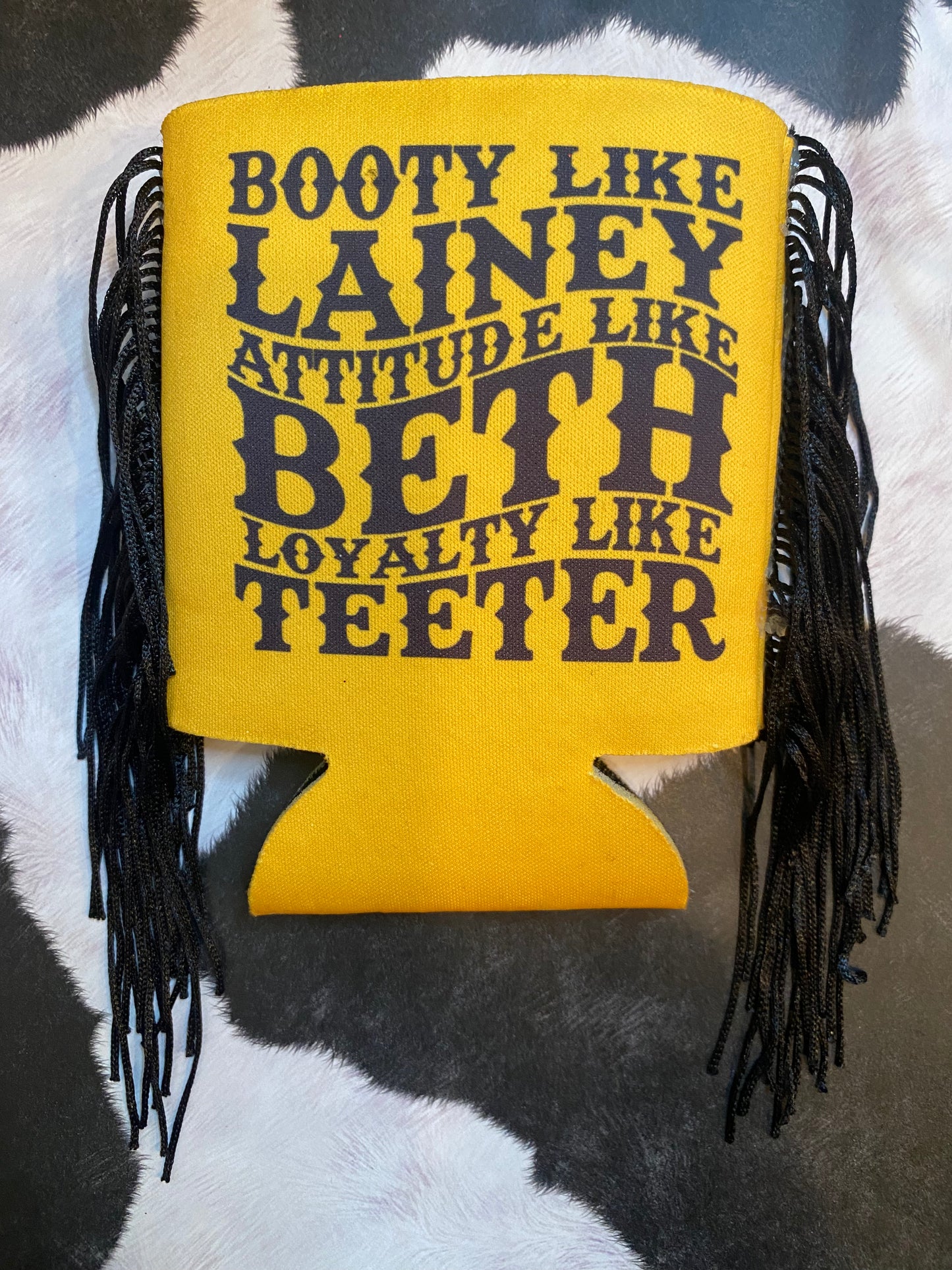 Beth/Lainey koozie with fringe!